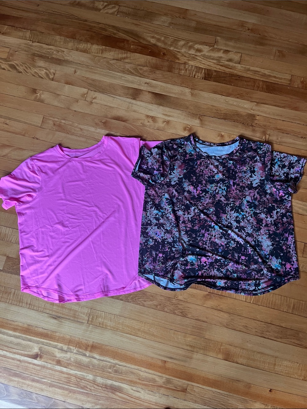 Lot of 2 Lululemon High-Neck Running Training T-Shirt size 16 floral plus size